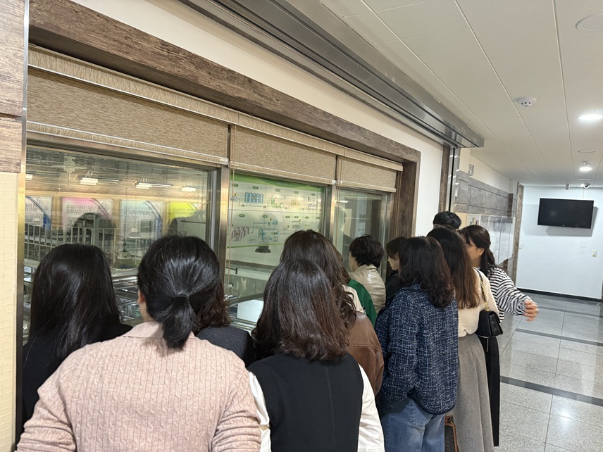 e1205b2761b566c6686733f69e94ec97_1762505246_7775.jpg e1205b2761b566c6686733f69e94ec97_1762505246_7775.jpg